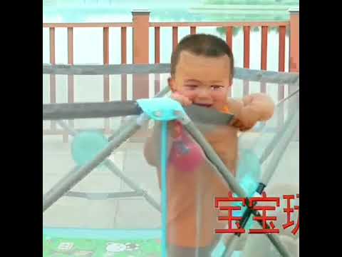 FOLDABLE PLAY FENCE FOR KIDS