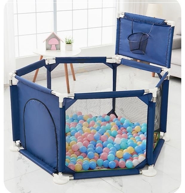 PLAYPEN FOR KIDS