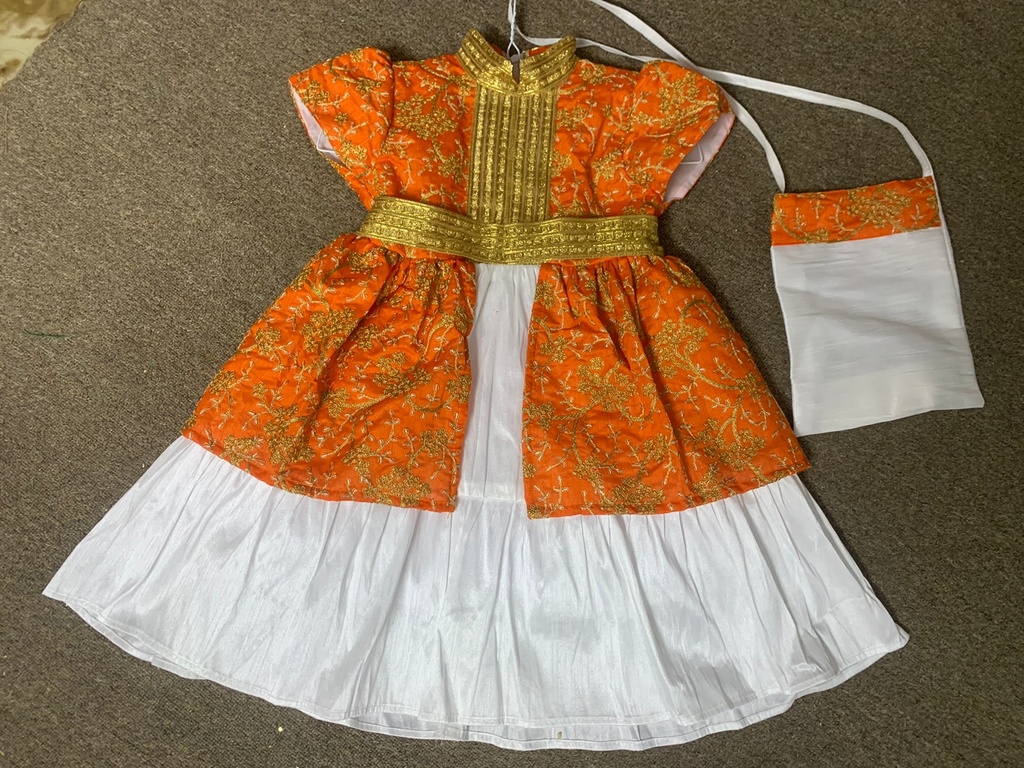 Traditional Dress (Girgea'an) 